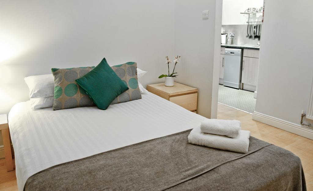 Our City Apartments At Shaftesbury House Birmingham Room photo